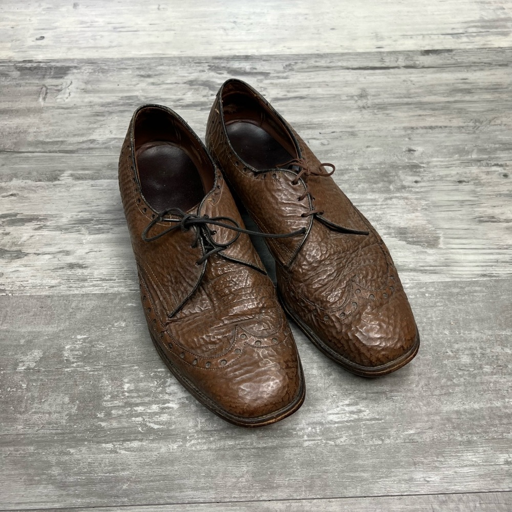 Allen Edmonds Nassau Brown Sharkskin Wingtips 11.5 D